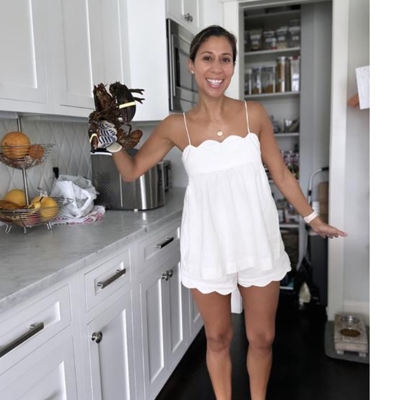 Sweet Scallop Top Green / Blue Calm Waters Spaghetti Straps Size Small NWT - Picture 9 of 14